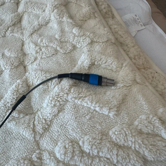 AV NOW Fitness Headset Microphone - Yellow-Color - Picture 5 of 7